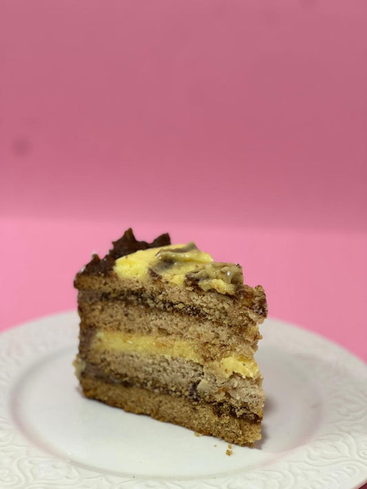 Torta pastelera manjar de dátil trozo individual