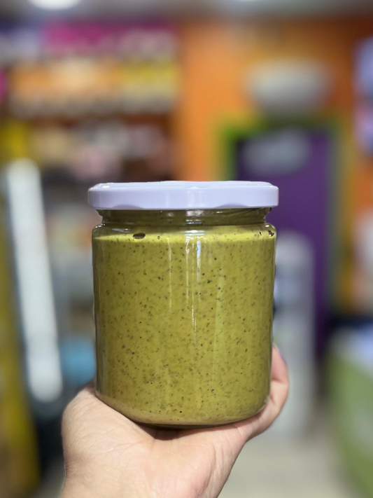 Pasta de pistachos con chocolate blanco sin azúcar y sin gluten